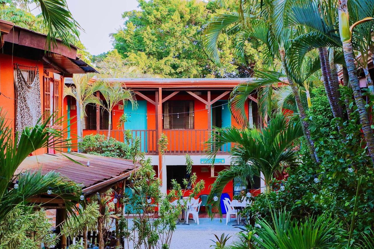 Blue Iguana Hotel ซามารา ภายนอก รูปภาพ