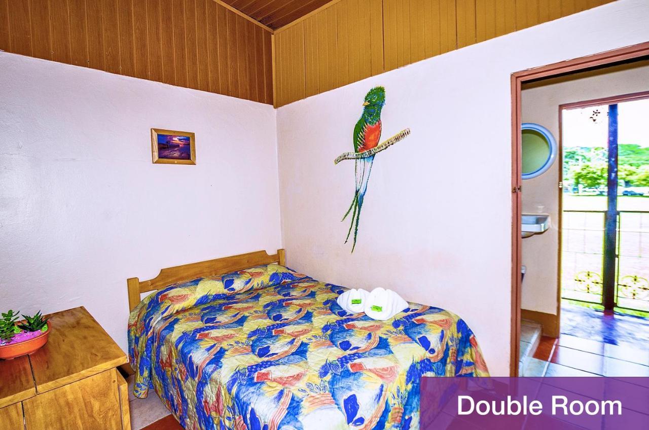 Blue Iguana Hotel ซามารา ภายนอก รูปภาพ
