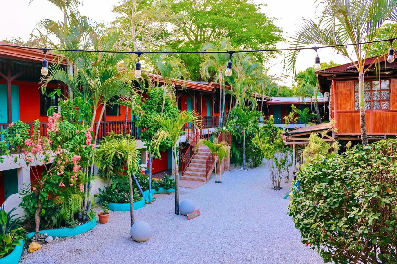 Blue Iguana Hotel ซามารา ภายนอก รูปภาพ