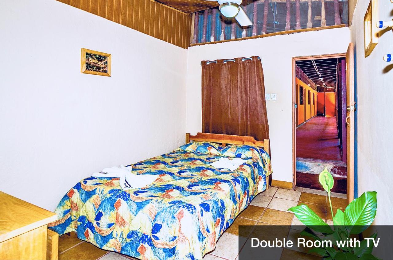 Blue Iguana Hotel ซามารา ภายนอก รูปภาพ