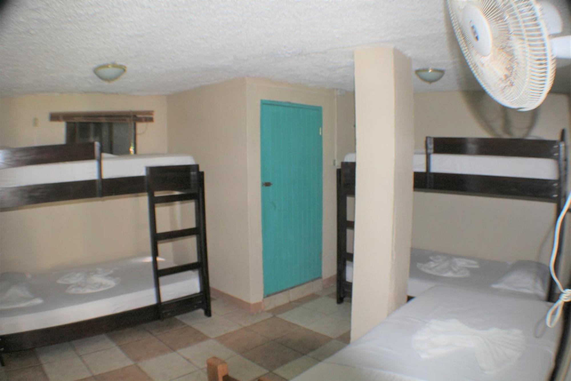 Blue Iguana Hotel ซามารา ภายนอก รูปภาพ